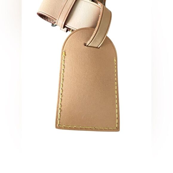 Louis Vuitton Tan Travel Bag Tag - Picture 3 of 12